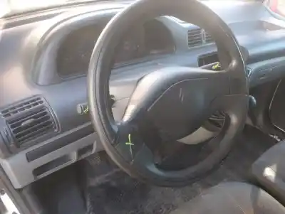 Veículo de Sucata citroen jumpy (u6u_) 1.9 d do ano 2002 alimentado wjy