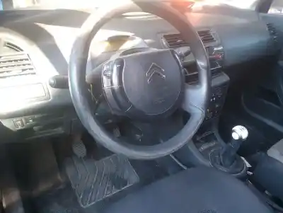 Scrapping Vehicle citroen c4 coupe vtr plus of the year 2005 powered 9hy