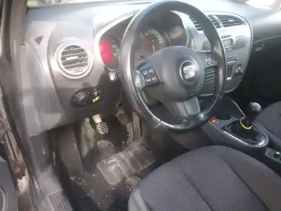 Veículo de Sucata seat leon (1p1) comfort limited do ano 2008 alimentado bkd