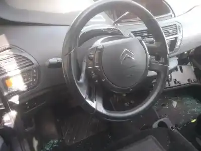 Veículo de Sucata citroen c4 picasso exclusive do ano 2008 alimentado rhj