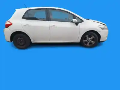 Veículo de Sucata toyota auris active do ano 2011 alimentado 1nd