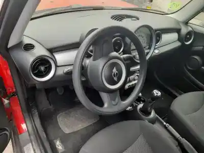 Vehicul casat bmw mini (r56) one al anului 2007 alimentat n12b14a