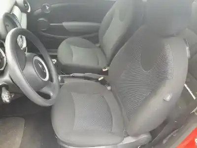 Vehicul casat bmw mini (r56) one al anului 2007 alimentat n12b14a