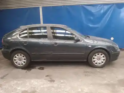 Veículo de Sucata seat leon (1m1) signo do ano 2001 alimentado asv