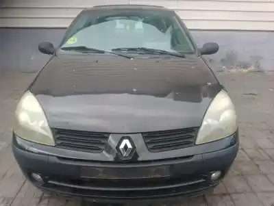 Здавання транспортного засобу RENAULT CLIO II FASE II (B/CB0) S року 2004 потужний K4J710