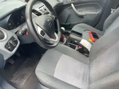 Veículo de Sucata ford fiesta (cb1) titanium do ano 2010 alimentado f6jd