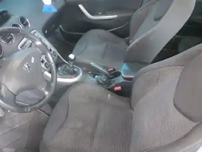 Vehicul casat peugeot 308 sport al anului 2008 alimentat 9hz