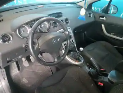 Vehicul casat peugeot 308 sport al anului 2008 alimentat 9hz