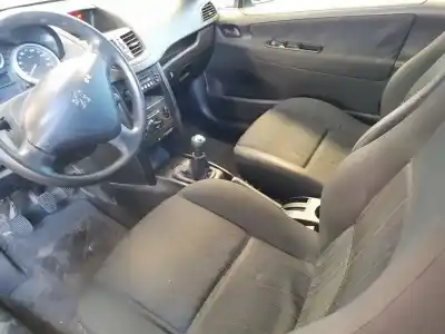 Veículo de Sucata peugeot 207 xt pack do ano 2008 alimentado 8hz