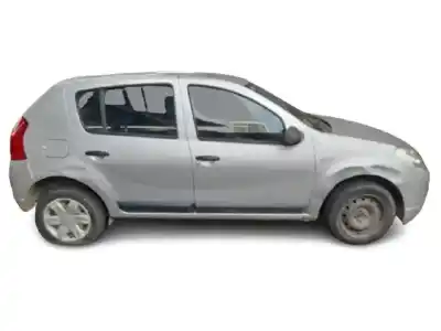 Veicolo di demolizione dacia sandero ambiance dell'anno 2011 alimentato k9k e8