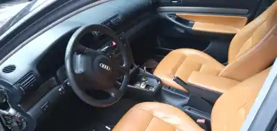 Veículo de Sucata audi a4 berlina (b5) 2.5 tdi do ano 2000 alimentado akn