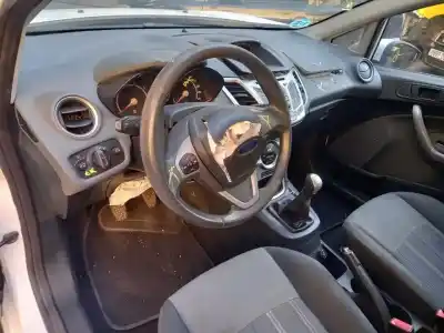 Veículo de Sucata ford fiesta (cb1) ghia do ano 2010 alimentado snjb