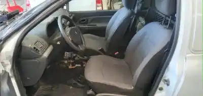 Здавання транспортного засобу renault clio ii fase ii (b/cb0) campus року 2010 потужний k9k 17