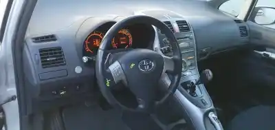 Sloopvoertuig toyota auris luna+ van het jaar 2008 aangedreven 1nd