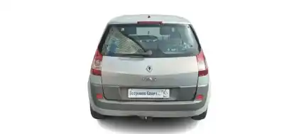 Scrapping Vehicle renault scénic ii (jm0/1_) 1.9 dci (jm0g, jm12, jm1g, jm2c) of the year 2004 powered f9q 812