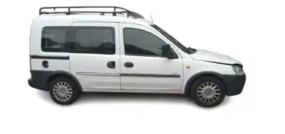 Veículo de Sucata opel combo tour 1.7 di 16v do ano 2002 alimentado y 17 dtl