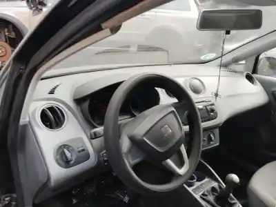 Veículo de Sucata seat ibiza iv (6j5, 6p1) 1.2 do ano 2009 alimentado cgp