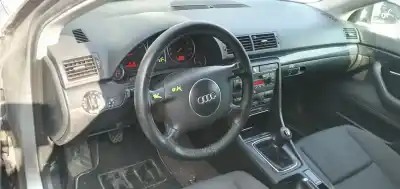Здавання транспортного засобу audi a4 b6 (8e2) 1.8 t quattro року 2002 потужний avj