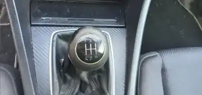 Здавання транспортного засобу audi a4 b6 (8e2) 1.8 t quattro року 2002 потужний avj