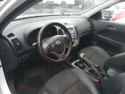 Veículo de Sucata hyundai i30 (fd) 1.6 do ano 2008 alimentado g4fc