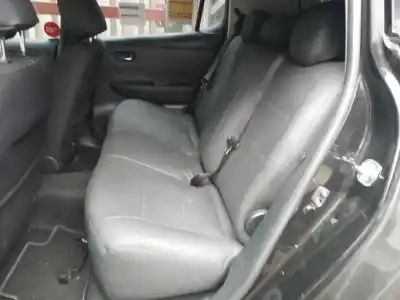 Sloopvoertuig nissan leaf (ze1) electric van het jaar 2021 aangedreven em57