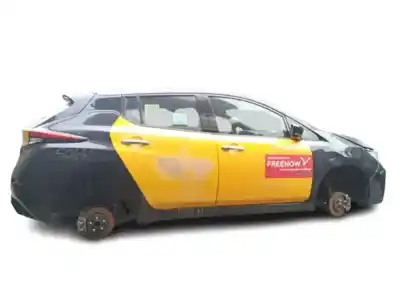 Sloopvoertuig nissan leaf (ze1) electric van het jaar 2021 aangedreven em57