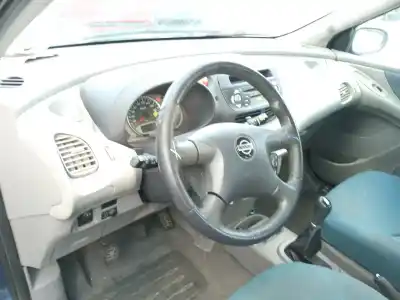 Veículo de Sucata nissan almera tino (v10) 1.8 do ano 2001 alimentado qg18de