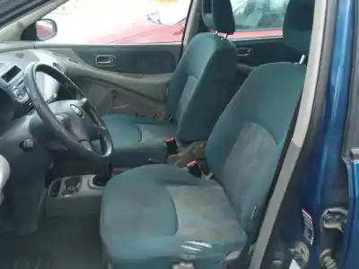 Veículo de Sucata nissan almera tino (v10) 1.8 do ano 2001 alimentado qg18de