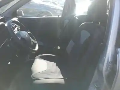 Veículo de Sucata mitsubishi space star monospace (dg_a) 1.9 di-d (dg4a) do ano 2004 alimentado f9q1