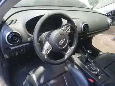 Véhicule à la ferraille audi a3 sportback (8va, 8vf) 1.4 tfsi de l'année 2013 alimenté cxsa