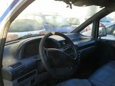 Veículo de Sucata citroen jumpy 2.0 hdi sx caja cerrada acristalada do ano 2001 alimentado rhx