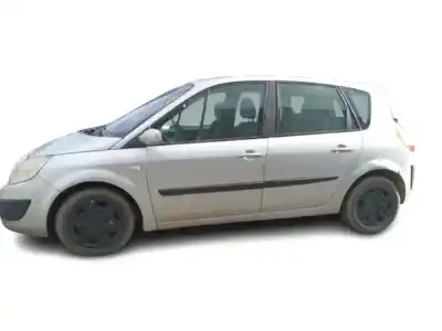 Scrapping Vehicle renault scénic ii (jm0/1_) 1.6 (jm0c, jm0j, jm1b) of the year 2005 powered k4m 761,k4m 782
