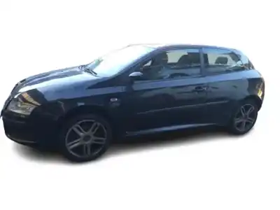 Veículo de Sucata fiat stilo van (192_) 1.9 jtd (192dxe1a) do ano 2005 alimentado 192 a1.000