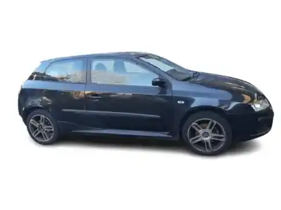 Veículo de Sucata fiat stilo van (192_) 1.9 jtd (192dxe1a) do ano 2005 alimentado 192 a1.000