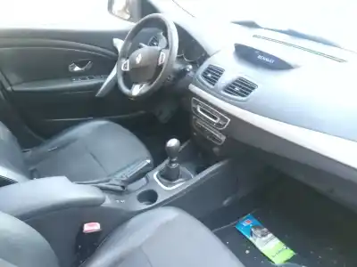 Veicolo di demolizione renault fluence (l3_) 1.5 dci (l30a) dell'anno 2010 alimentato k9k 830