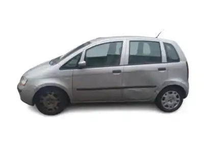 Veicolo di demolizione fiat idea (350_) 1.4 16v dell'anno 2004 alimentato 843 a1.000