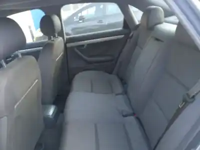 Здавання транспортного засобу audi a4 b6 (8e2) 1.8 t року 2001 потужний avj