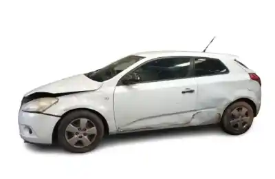 Veículo de Sucata kia pro cee'd (ed) 1.6 do ano 2008 alimentado g4fc