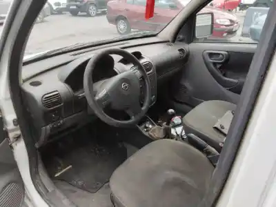 Veículo de Sucata opel combo tour 1.7 di 16v do ano 2003 alimentado y 17 dtl