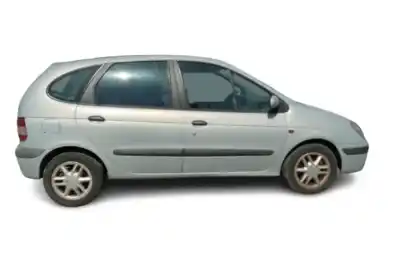 Véhicule à la ferraille renault                                            scénic i monospace (ja0/1_, fa0_)                                                                                                                                                                                                                          2.0 16v (ja1b, ja1d, ja0c) de l'année 2000 alimenté f4rc7