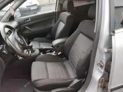 Здавання транспортного засобу volkswagen passat b5.5 variant (3b6) 1.8 t 20v року 2003 потужний awt