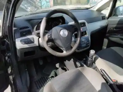 Veicolo di demolizione fiat grande punto (199_) 1.4 16v (199bxg1b, 199axg1b) dell'anno 2007 alimentato 199 a6.000