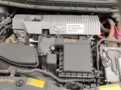 Veicolo di demolizione toyota prius (_w5_) 1.8 hybrid e-four (zvw55_, zvw51_) dell'anno 2015 alimentato 2zr-fxe