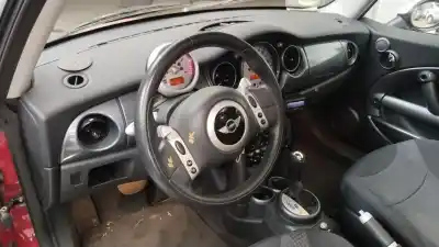 Scrapping Vehicle mini (bmw) mini (r50, r53) cooper of the year 2004 powered w10 b16 a