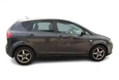 Véhicule à la ferraille seat altea (5p1) 2.0 tdi de l'année 2006 alimenté bmm