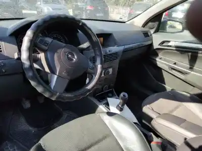Здавання транспортного засобу opel astra h (a04) 1.9 cdti (l48) року 2005 потужний z 19 dth