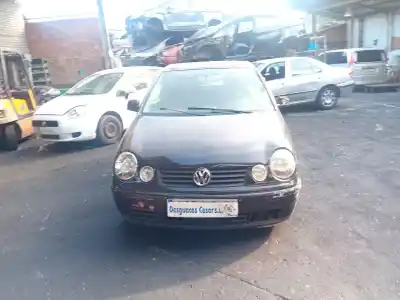 Vehicul casat VOLKSWAGEN POLO (9N_, 9A_)  al anului 2003 alimentat AZQ