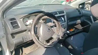 Vehicul casat honda civic vii hatchback (eu, ep, ev) 1.6 i (ep2, eu8, eu6) al anului 2004 alimentat d16v1,d16w7 Vehicul casat honda civic vii hatchback (eu, ep, ev) 1.6 i (ep2, eu8, eu6) al anului 2004 alimentat d16v1,d16w7