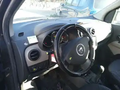 Véhicule à la ferraille dacia lodgy (js_) 1.6 lpg de l'année 2017 alimenté h4m d7