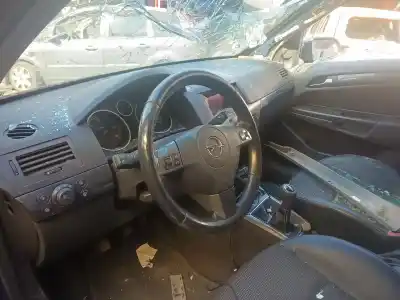 Здавання транспортного засобу opel astra h (a04) 1.9 cdti 16v (l48) року 2005 потужний z 19 dtj